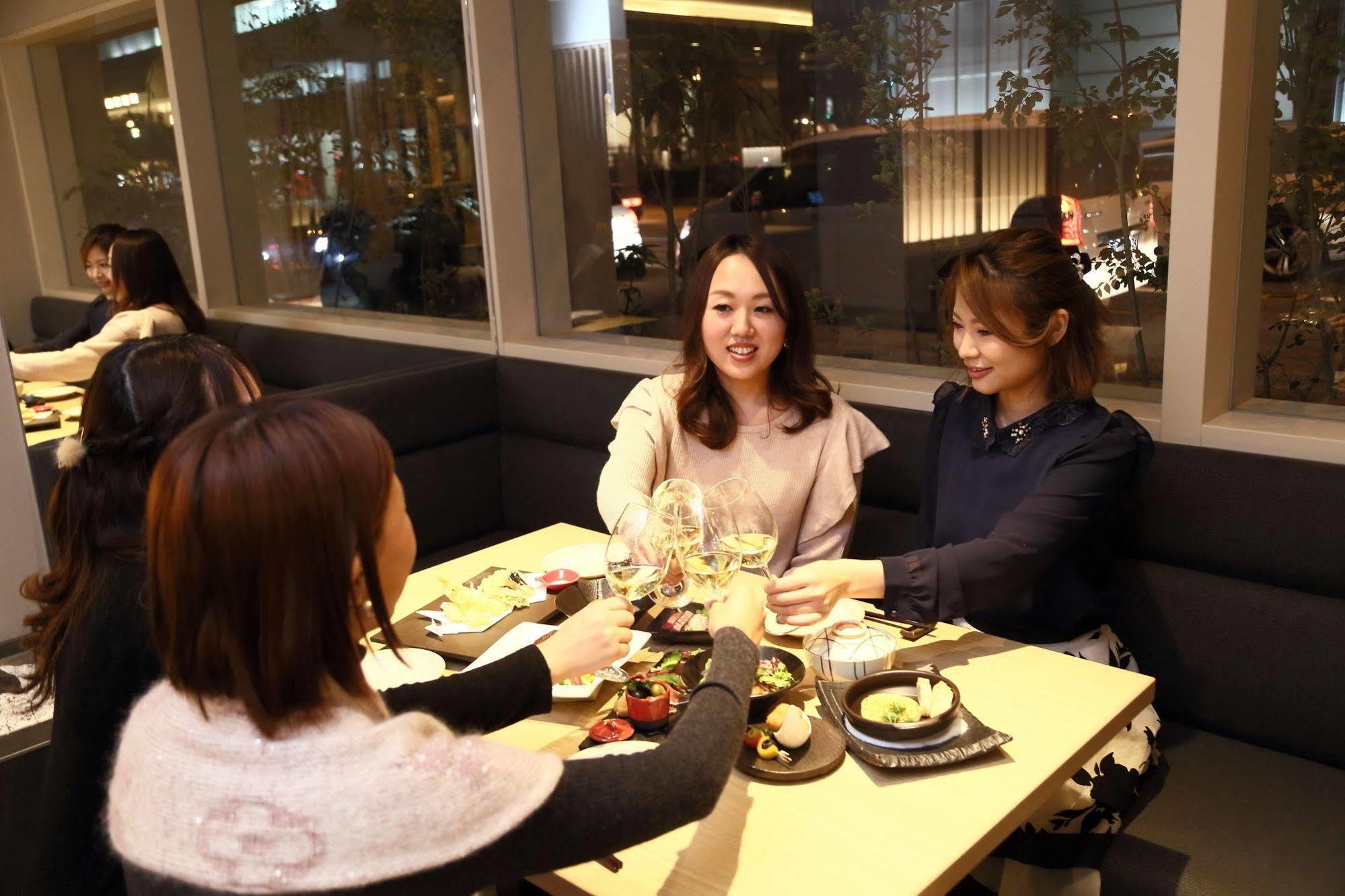 Hotel Binario Umeda Osaka Exteriör bild